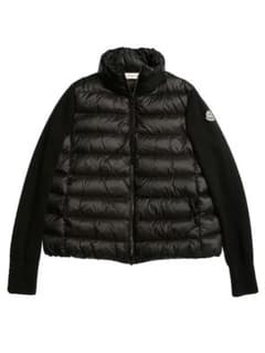 美品　MONCLERのサムネイル