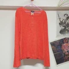 《値下げセール中》A.P.C. Tシャツのサムネイル