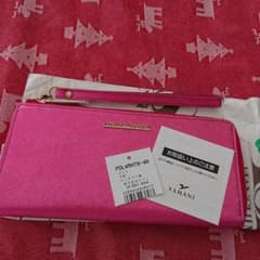 ピンキー&ダイアンの長財布のサムネイル
