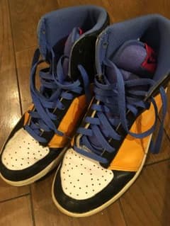 NIKE ナイキ スニーカーのサムネイル