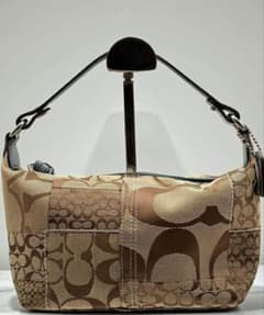 D*e様 Coach パッチワーク ショルダーバッグ ベージュ D*e様 Coach パッチワーク ショルダーバッグ ベージュ - メルカリ