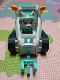 パウパトロール ベーシックビークル（フィギュア付き） エベレスト スノーキャットのサムネイル