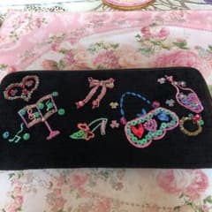 美品シンクビー長財布のサムネイル