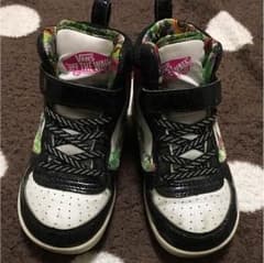 値下げ！スニーカー VANS 18cm 女の子のサムネイル
