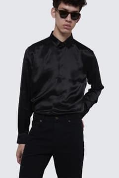 【新品未使用】2022 SAINT LAURENT イヴカラー シルク シャツのサムネイル