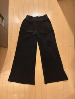 L'AGENCE ベロア ワイドパンツ ブラックのサムネイル
