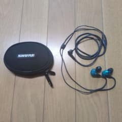 SHURE SE215 有線イヤホン 本体 キャリングケース付き - メルカリ