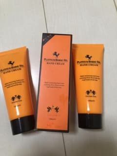 PLATINUM HORSE OIL ハンドクリームのサムネイル