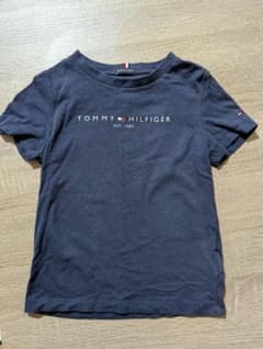 美品トミーヒルフィガー キッズ Tシャツ 110 オーガニックコットン ネイビーのサムネイル