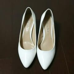 まなころり様専用 INDIVI エナメルパンプスのサムネイル