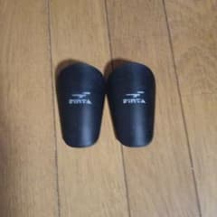 FINTA シンガード すねあて ブラックのサムネイル