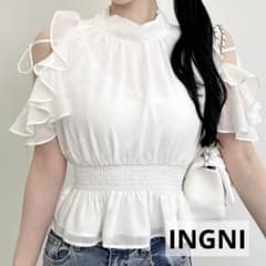INGNI 2Wayリボン肩あきフリルブラウスのサムネイル