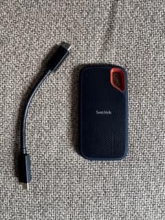 SanDisk Extreme Portable SSD 1TB 本体 - メルカリ