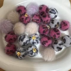 カン付きモコモコハンドメイド資材25個セット♡のサムネイル