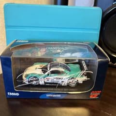 エブロ スーパーGT PETRONAS Tom's SC430 Championのサムネイル
