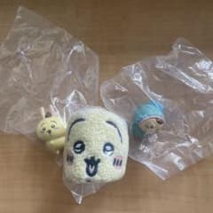 ちいかわ うさぎ ポーチ スタンド  くりまんじゅう  ガチャガチャのサムネイル