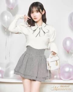 ミシェルマカロン 美脚スカート 千鳥柄 Mサイズのサムネイル