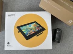 Wacom Cintiq 16 DTK1660K0D Remote スタンド付きのサムネイル