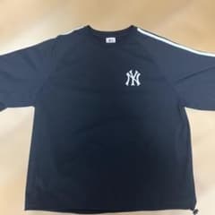 ニューヨーク・ヤンキース Tシャツ 黒のサムネイル