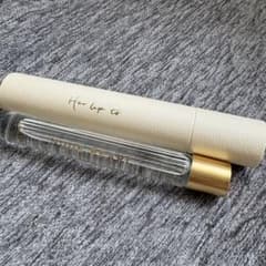 Her lip to NUDE PEARL ロールオンパフュームオイルのサムネイル