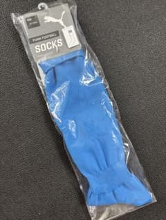 新品⭐︎PUMA サッカー ストッキング 22-24cm ブルーのサムネイル