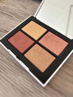 nars クワッド アイシャドウ 03176のサムネイル