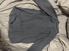 UNIQLO トレーナーのサムネイル