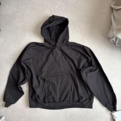 【値下げ】yeezy パーカー　黒、グレー　セットのサムネイル