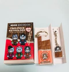 BIGBANG ツーピース キーホルダーのサムネイル