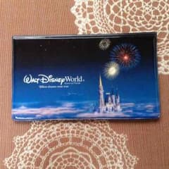 【PEARL様専用】ディズニー  スーベニアメダルケースのサムネイル