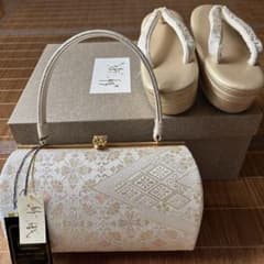 【新品・極美品】〜紗織 〜 草履バッグセット 礼装用 和装 フォーマルのサムネイル