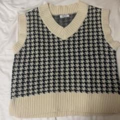 EMRY 千鳥格子柄 Vネック ニットベストのサムネイル