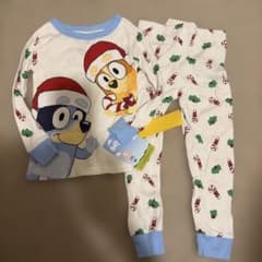 Bluey クリスマス パジャマ セット　4Ｔのサムネイル