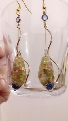 オルゴナイトピアス＊龍鱗のサムネイル