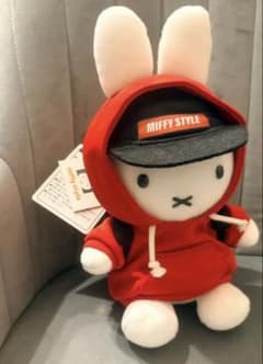 miffy style ミッフィー ぬいぐるみ スケボー - メルカリ
