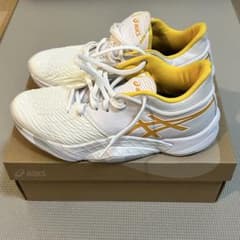 asics UNPRE ARS ホワイト イエロー バスケットボールシューズのサムネイル