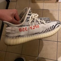 adidas YeezyBoost350 V2 Zebraのサムネイル