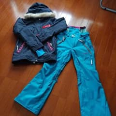 値下げしました！   swivel女性用スノボウエアのサムネイル