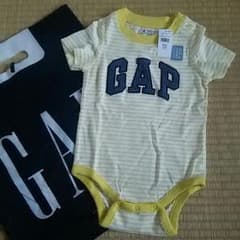 新品 GAP 半袖ロンパース【80】のサムネイル