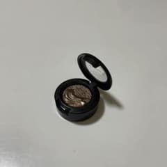M・A・C アイシャドウのサムネイル