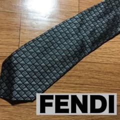 最終値下げ　FENDI ネクタイのサムネイル