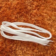 プーマ 靴紐 白のサムネイル