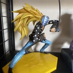 ワンピースフィギュアのサムネイル