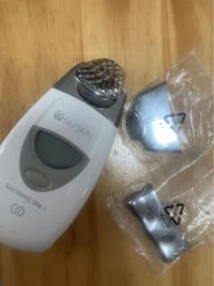 NU SKIN Galvanic Spa 美顔器 - メルカリ