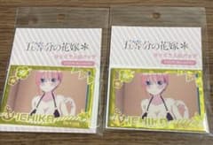 Thumbnail of 五等分の花嫁　アクリルスタンド　一花　ホログラム缶バッジ2点