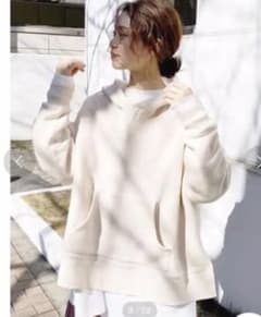 ワイドパーカーのサムネイル