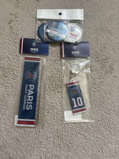 Paris Saint-Germain 来日時 グッズセット キーホルダー 定規のサムネイル