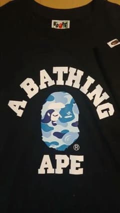 A BATHING APE Tシャツ ブラック カモフラロゴのサムネイル