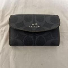 COACH ブラック レザー キーケースのサムネイル