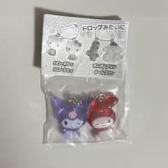 サンリオ なかよしドロップチャーム マイメロディ&クロミ　ガチャガチャ　ボンボンのサムネイル